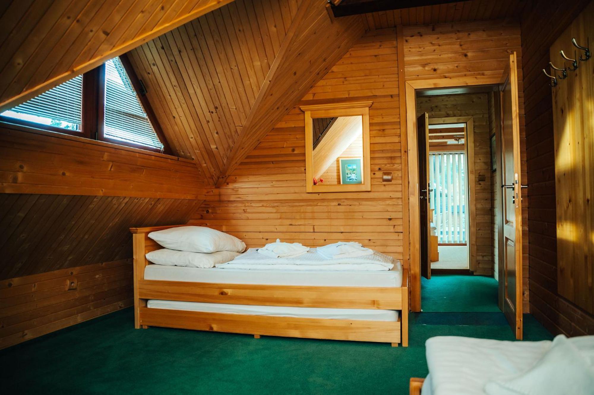 Chaty Rozprávkovo Tatranská Lomnica Esterno foto